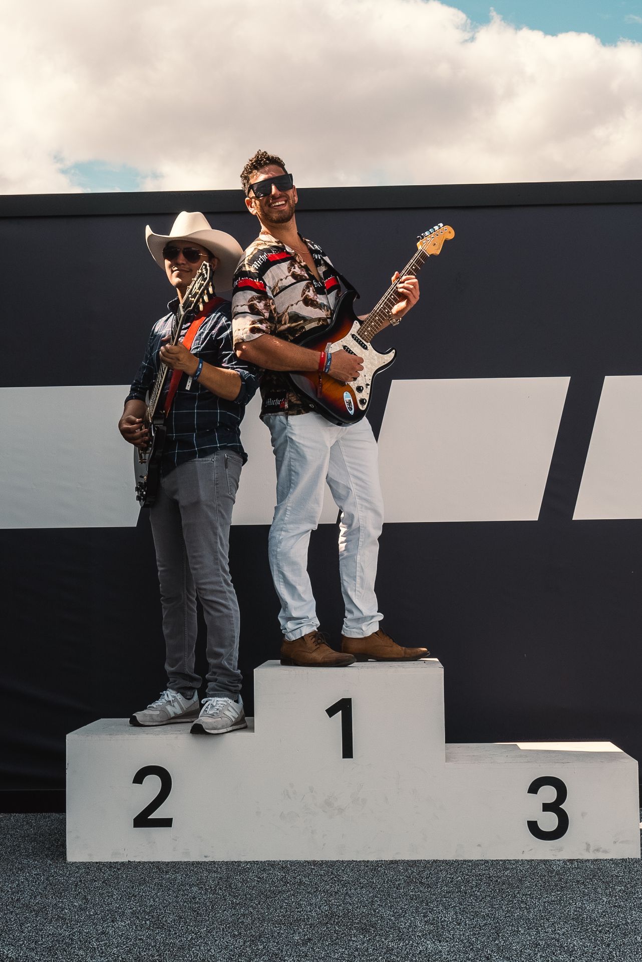 Jordan Miller at Formula 1 USGP - 2023 - photo 2 MIXMODE (DJ Jordan Miller & Kristian Cruz) - country EDM hybrid duo - performing at Formula 1 US Grand Prix 2023, Austin TX.