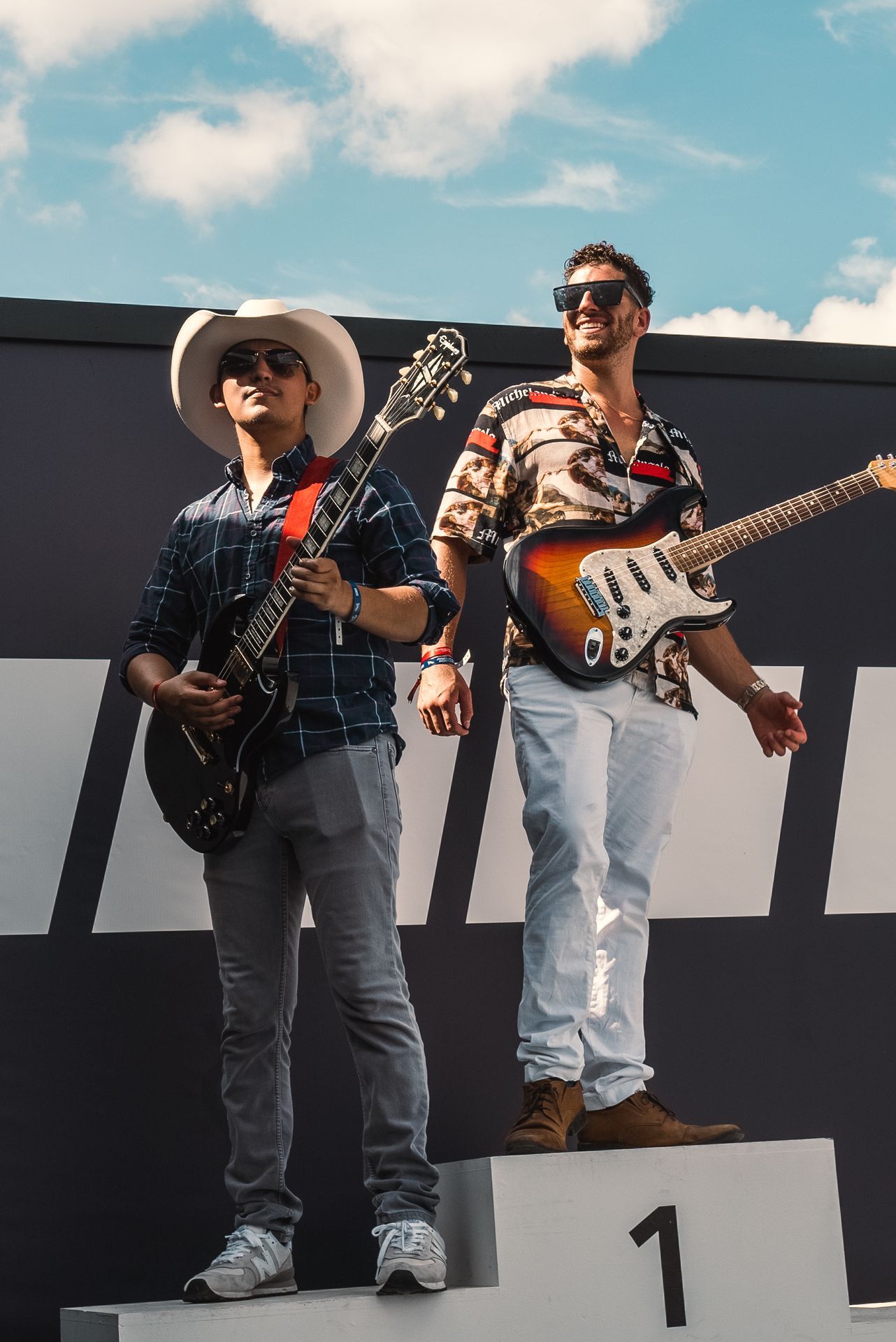 Jordan Miller at Formula 1 USGP - 2023 - photo 8 MIXMODE (DJ Jordan Miller & Kristian Cruz) - country EDM hybrid duo - performing at Formula 1 US Grand Prix 2023, Austin TX.