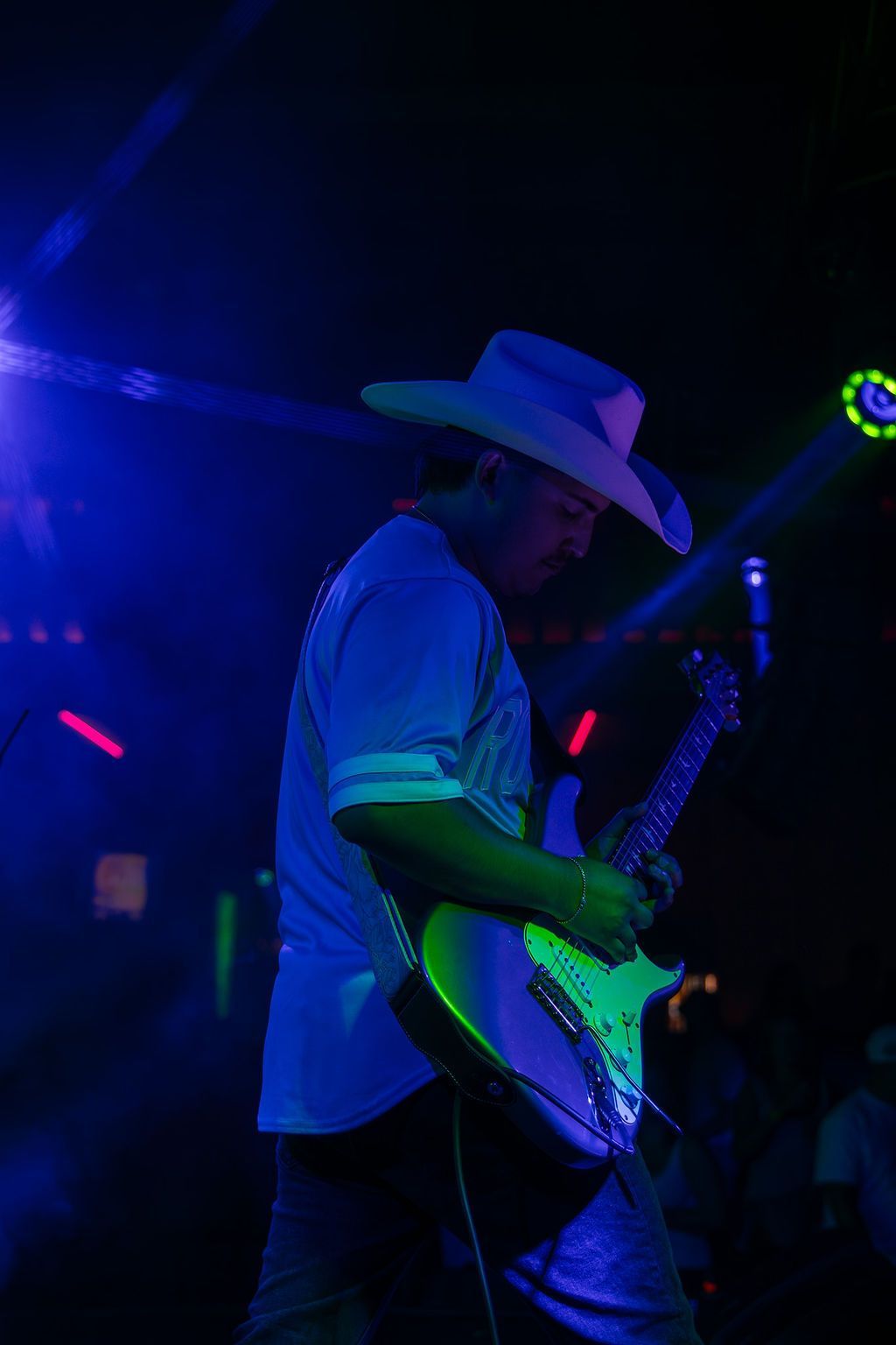 MIXMODE live at Warehouse on Broadway — Kansas City, MO — Jul 17, 2025 MIXMODE (DJ Jordan Miller & Kristian Cruz) performing country EDM hybrid duo set at Warehouse on Broadway in Kansas City, MO on Jul 17, 2025. Boots N' Beats 2025 Tour.
