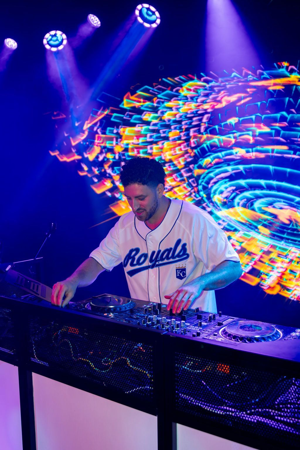 MIXMODE live at Warehouse on Broadway — Kansas City, MO — Jul 17, 2025 MIXMODE (DJ Jordan Miller & Kristian Cruz) performing country EDM hybrid duo set at Warehouse on Broadway in Kansas City, MO on Jul 17, 2025. Boots N' Beats 2025 Tour.
