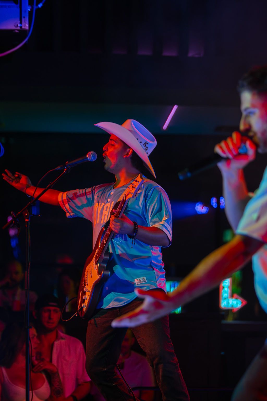 MIXMODE live at Warehouse on Broadway — Kansas City, MO — Jul 17, 2025 MIXMODE (DJ Jordan Miller & Kristian Cruz) performing country EDM hybrid duo set at Warehouse on Broadway in Kansas City, MO on Jul 17, 2025. Boots N' Beats 2025 Tour.