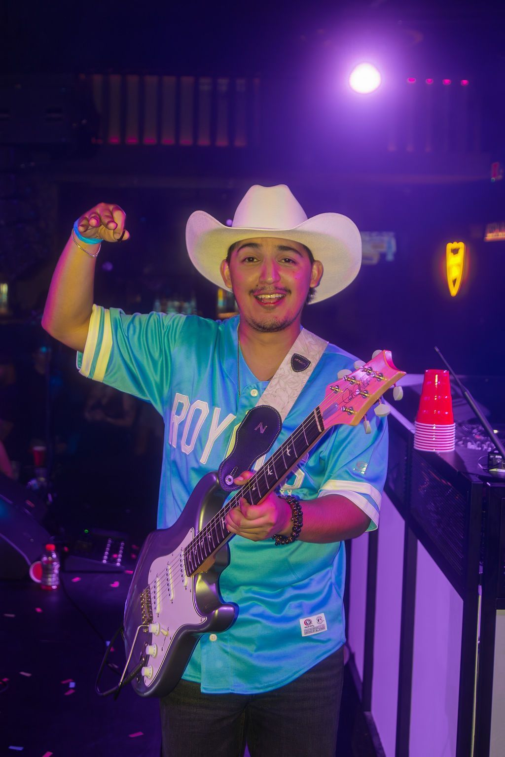 MIXMODE live at Warehouse on Broadway — Kansas City, MO — Jul 17, 2025 MIXMODE (DJ Jordan Miller & Kristian Cruz) performing country EDM hybrid duo set at Warehouse on Broadway in Kansas City, MO on Jul 17, 2025. Boots N' Beats 2025 Tour.