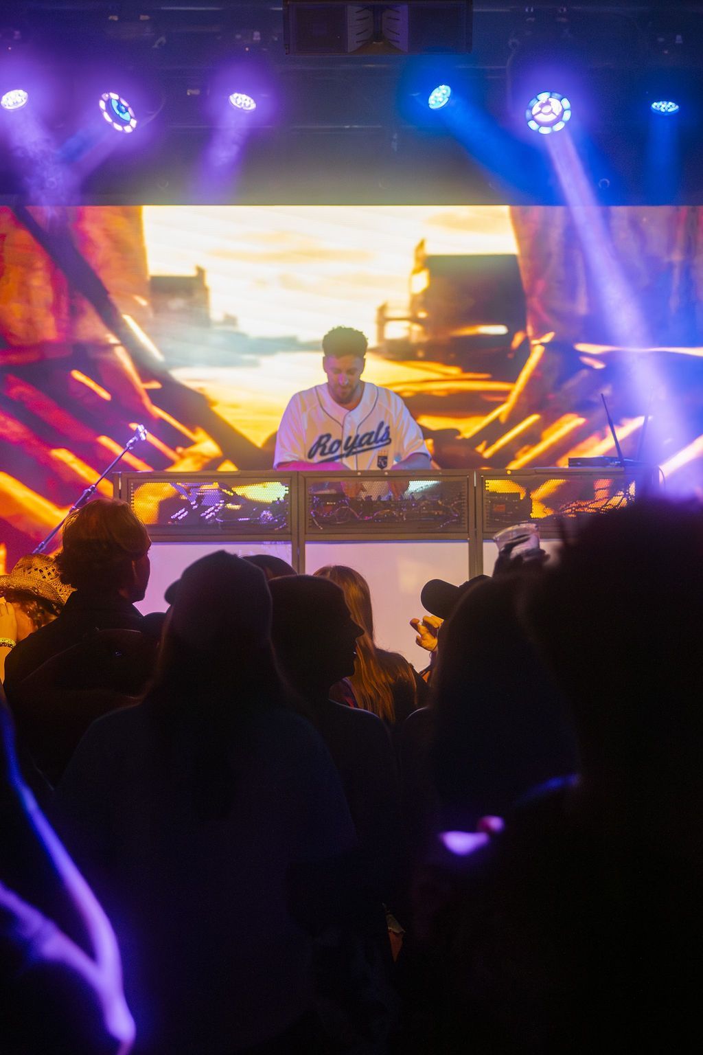 MIXMODE live at Warehouse on Broadway — Kansas City, MO — Jul 17, 2025 MIXMODE (DJ Jordan Miller & Kristian Cruz) performing country EDM hybrid duo set at Warehouse on Broadway in Kansas City, MO on Jul 17, 2025. Boots N' Beats 2025 Tour.
