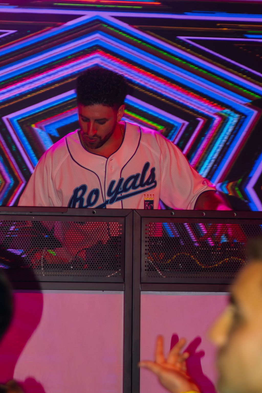 MIXMODE live at Warehouse on Broadway — Kansas City, MO — Jul 17, 2025 MIXMODE (DJ Jordan Miller & Kristian Cruz) performing country EDM hybrid duo set at Warehouse on Broadway in Kansas City, MO on Jul 17, 2025. Boots N' Beats 2025 Tour.