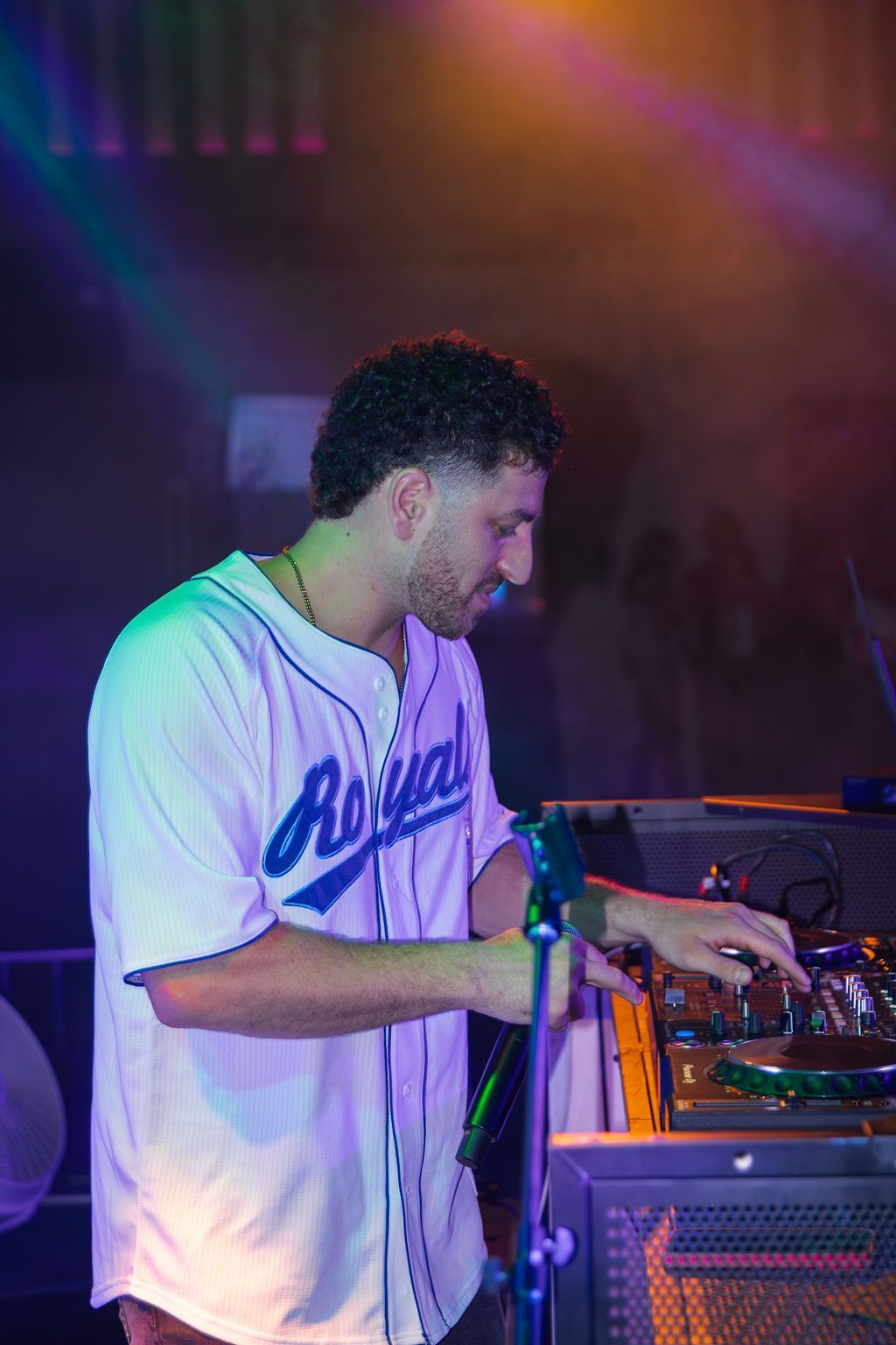 MIXMODE live at Warehouse on Broadway — Kansas City, MO — Jul 17, 2025 MIXMODE (DJ Jordan Miller & Kristian Cruz) performing country EDM hybrid duo set at Warehouse on Broadway in Kansas City, MO on Jul 17, 2025. Boots N' Beats 2025 Tour.