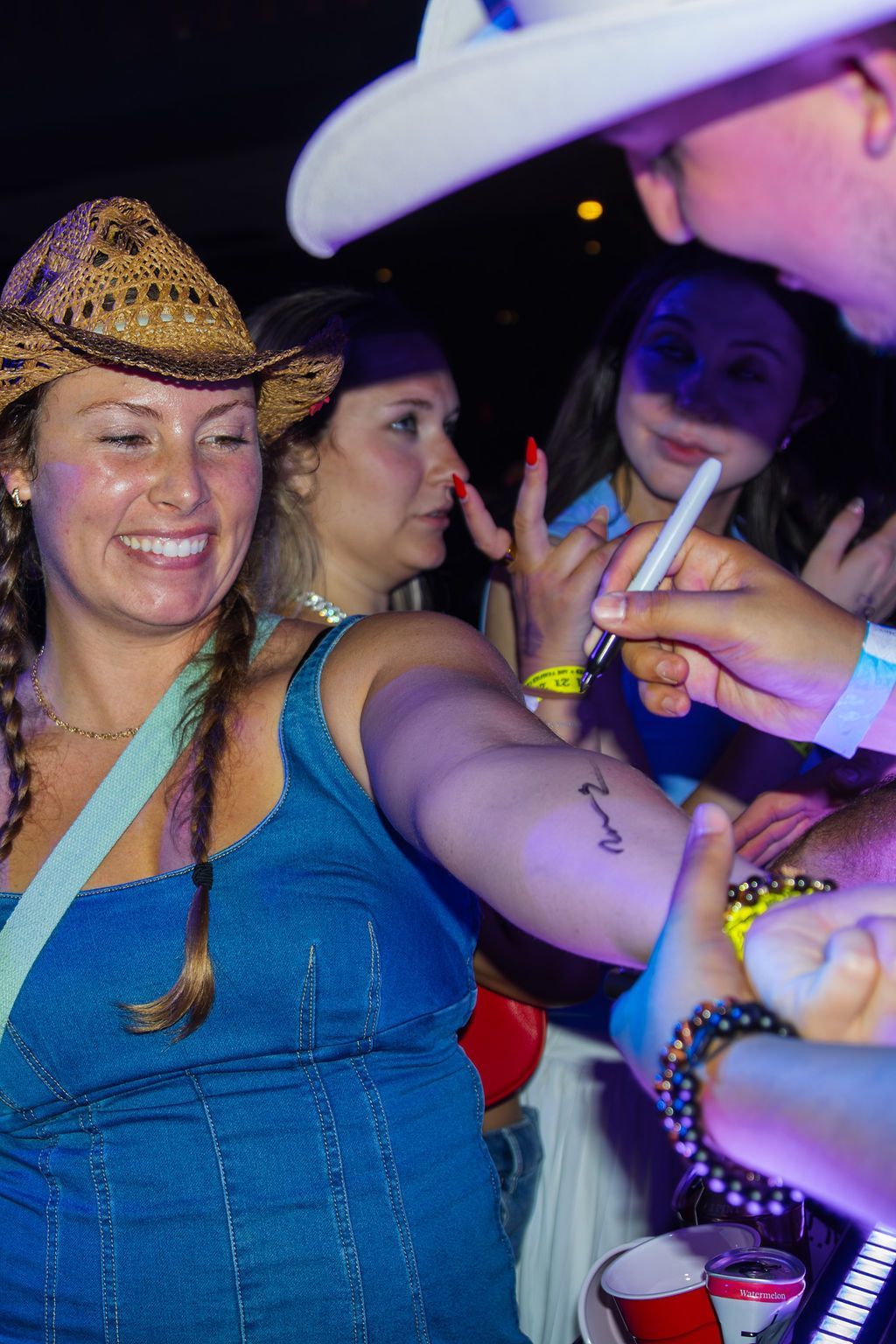 MIXMODE live at Warehouse on Broadway — Kansas City, MO — Jul 17, 2025 MIXMODE (DJ Jordan Miller & Kristian Cruz) performing country EDM hybrid duo set at Warehouse on Broadway in Kansas City, MO on Jul 17, 2025. Boots N' Beats 2025 Tour.