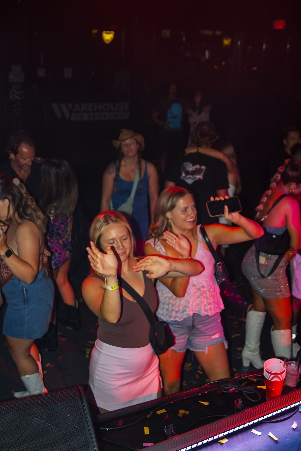 MIXMODE live at Warehouse on Broadway — Kansas City, MO — Jul 17, 2025 MIXMODE (DJ Jordan Miller & Kristian Cruz) performing country EDM hybrid duo set at Warehouse on Broadway in Kansas City, MO on Jul 17, 2025. Boots N' Beats 2025 Tour.