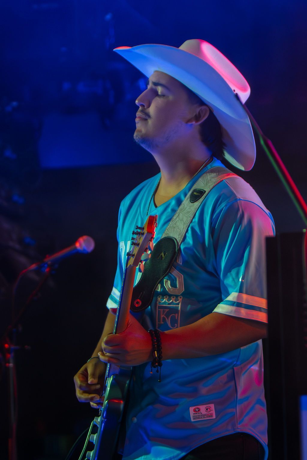 MIXMODE live at Warehouse on Broadway — Kansas City, MO — Jul 17, 2025 MIXMODE (DJ Jordan Miller & Kristian Cruz) performing country EDM hybrid duo set at Warehouse on Broadway in Kansas City, MO on Jul 17, 2025. Boots N' Beats 2025 Tour.