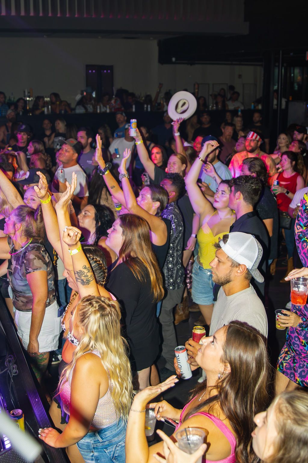 MIXMODE live at Warehouse on Broadway — Kansas City, MO — Jul 17, 2025 MIXMODE (DJ Jordan Miller & Kristian Cruz) performing country EDM hybrid duo set at Warehouse on Broadway in Kansas City, MO on Jul 17, 2025. Boots N' Beats 2025 Tour.