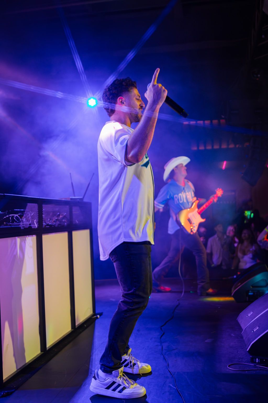 MIXMODE live at Warehouse on Broadway — Kansas City, MO — Jul 17, 2025 MIXMODE (DJ Jordan Miller & Kristian Cruz) performing country EDM hybrid duo set at Warehouse on Broadway in Kansas City, MO on Jul 17, 2025. Boots N' Beats 2025 Tour.