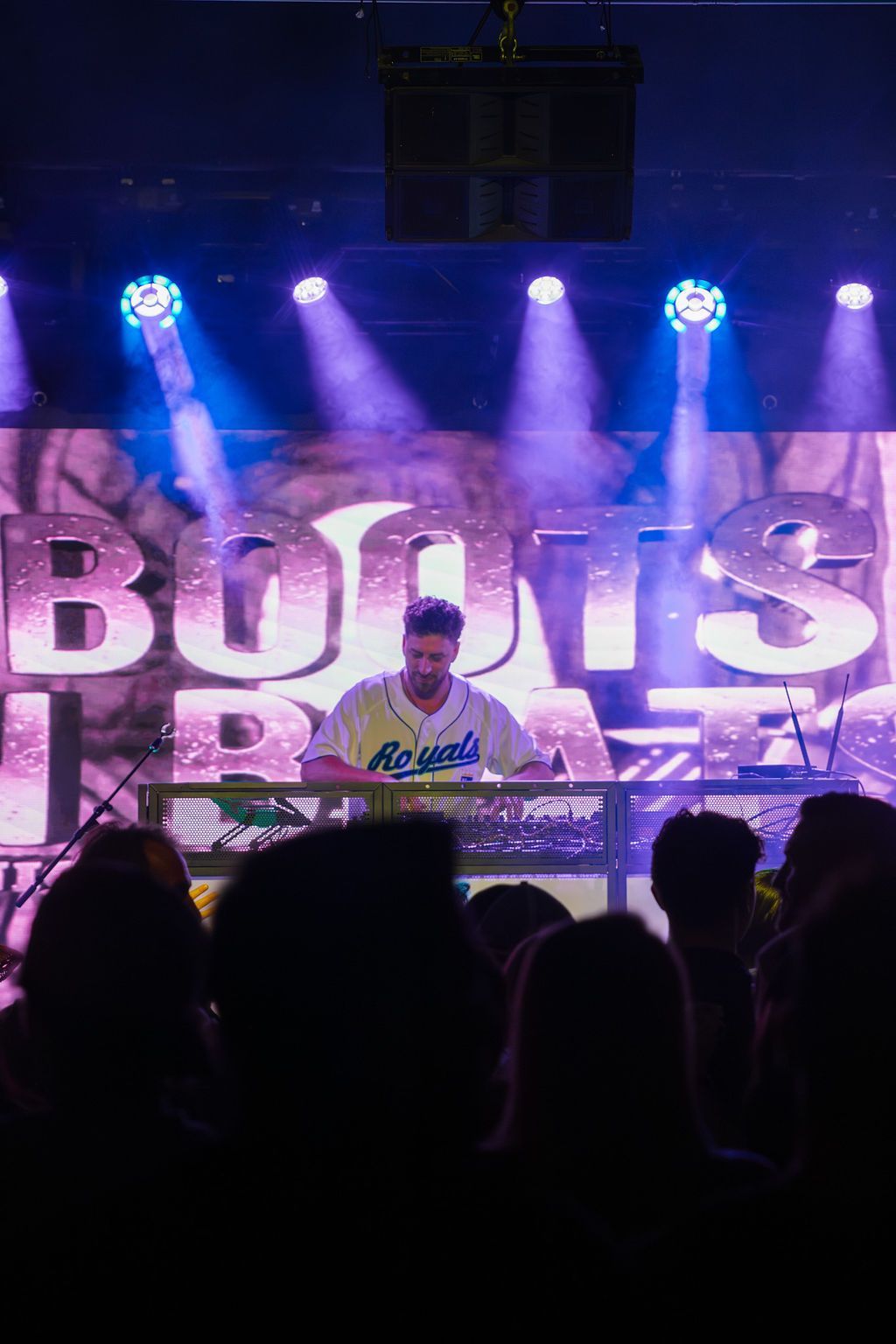 MIXMODE live at Warehouse on Broadway — Kansas City, MO — Jul 17, 2025 MIXMODE (DJ Jordan Miller & Kristian Cruz) performing country EDM hybrid duo set at Warehouse on Broadway in Kansas City, MO on Jul 17, 2025. Boots N' Beats 2025 Tour.