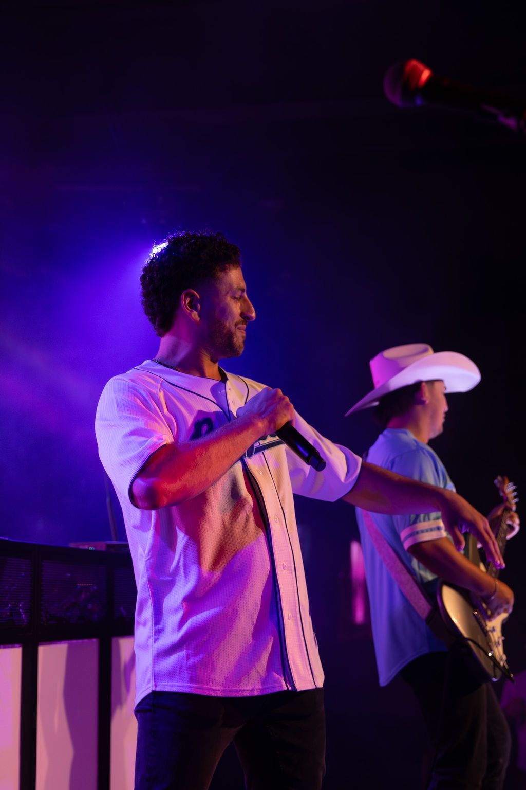 MIXMODE live at Warehouse on Broadway — Kansas City, MO — Jul 17, 2025 MIXMODE (DJ Jordan Miller & Kristian Cruz) performing country EDM hybrid duo set at Warehouse on Broadway in Kansas City, MO on Jul 17, 2025. Boots N' Beats 2025 Tour.