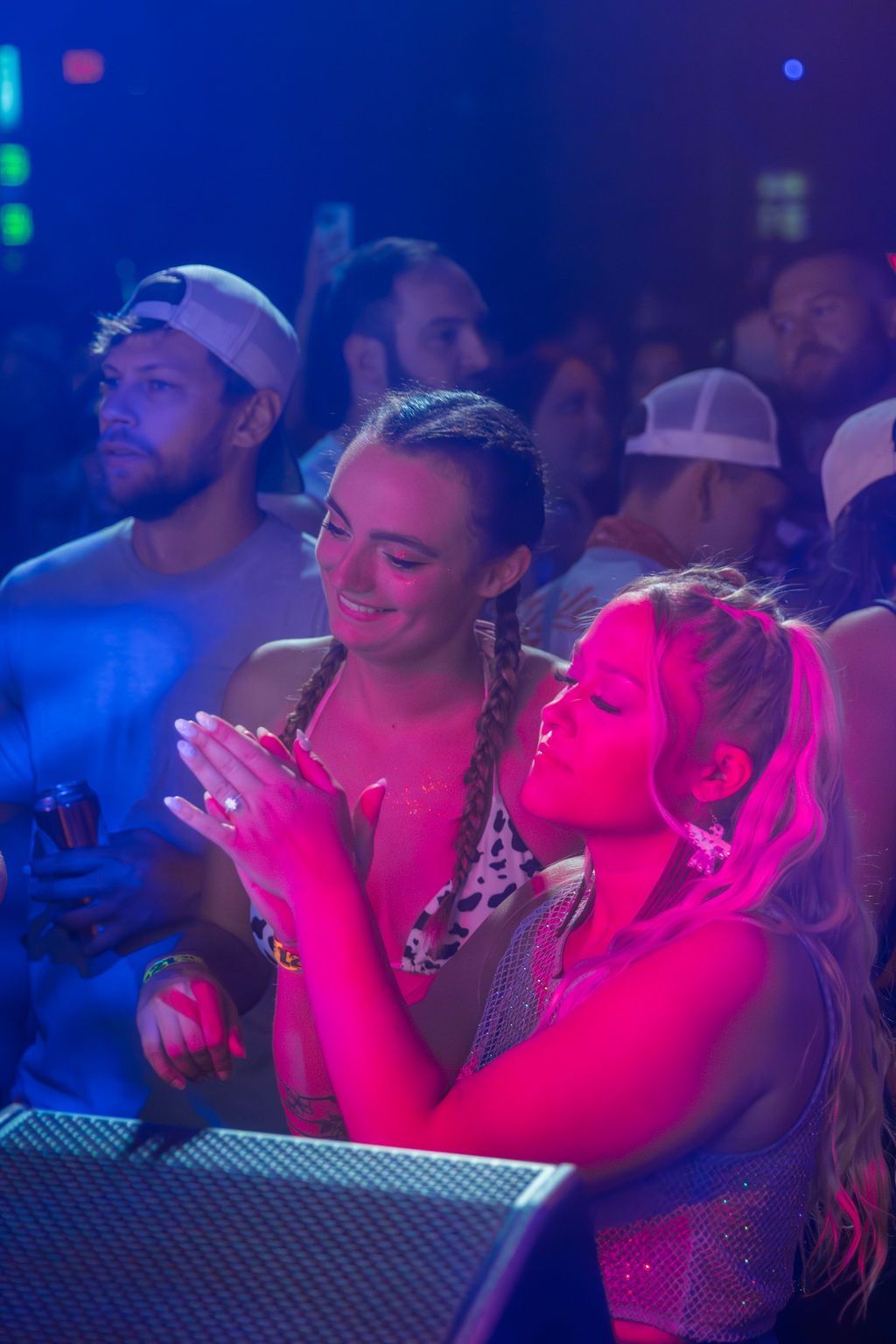 MIXMODE live at Warehouse on Broadway — Kansas City, MO — Jul 17, 2025 MIXMODE (DJ Jordan Miller & Kristian Cruz) performing country EDM hybrid duo set at Warehouse on Broadway in Kansas City, MO on Jul 17, 2025. Boots N' Beats 2025 Tour.