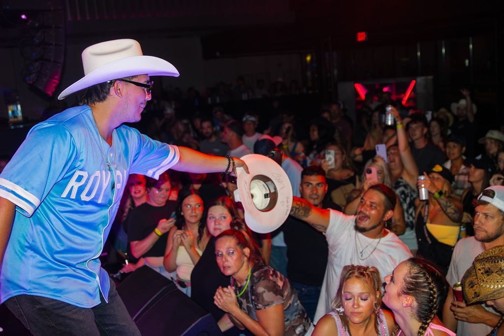MIXMODE live at Warehouse on Broadway — Kansas City, MO — Jul 17, 2025 MIXMODE (DJ Jordan Miller & Kristian Cruz) performing country EDM hybrid duo set at Warehouse on Broadway in Kansas City, MO on Jul 17, 2025. Boots N' Beats 2025 Tour.