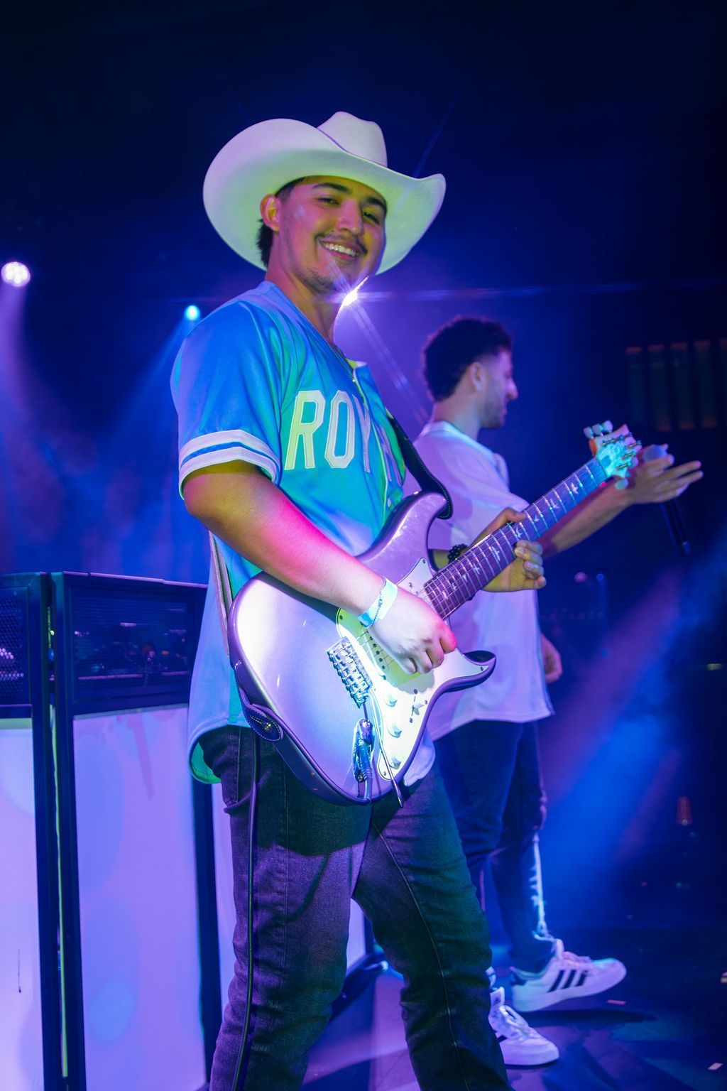 MIXMODE live at Warehouse on Broadway — Kansas City, MO — Jul 17, 2025 MIXMODE (DJ Jordan Miller & Kristian Cruz) performing country EDM hybrid duo set at Warehouse on Broadway in Kansas City, MO on Jul 17, 2025. Boots N' Beats 2025 Tour.