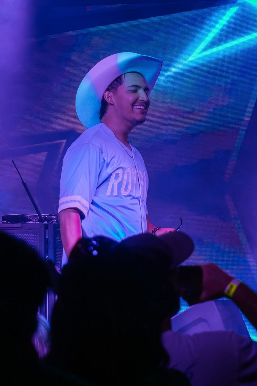 MIXMODE live at Warehouse on Broadway — Kansas City, MO — Jul 17, 2025 MIXMODE (DJ Jordan Miller & Kristian Cruz) performing country EDM hybrid duo set at Warehouse on Broadway in Kansas City, MO on Jul 17, 2025. Boots N' Beats 2025 Tour.