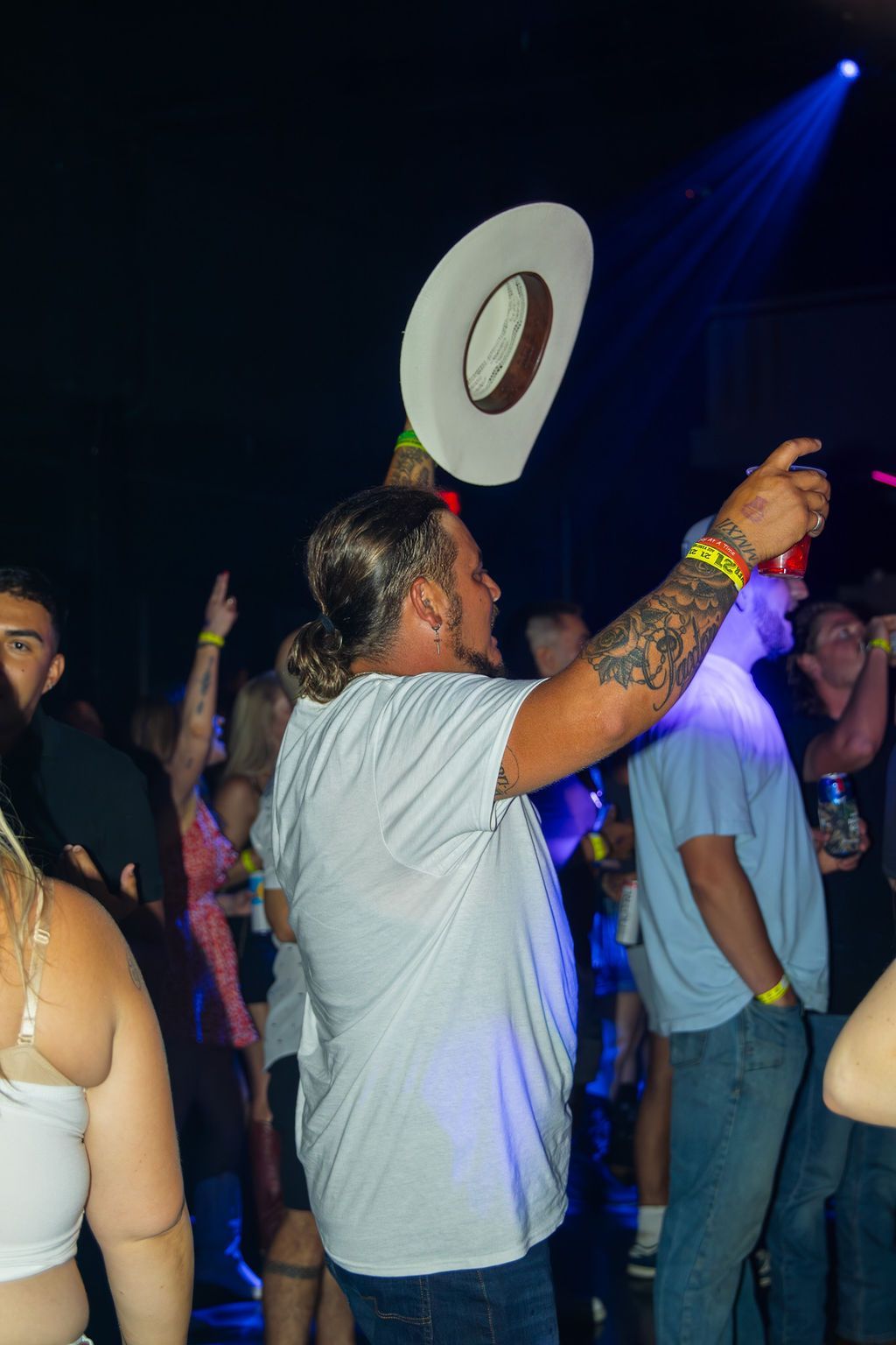 MIXMODE live at Warehouse on Broadway — Kansas City, MO — Jul 17, 2025 MIXMODE (DJ Jordan Miller & Kristian Cruz) performing country EDM hybrid duo set at Warehouse on Broadway in Kansas City, MO on Jul 17, 2025. Boots N' Beats 2025 Tour.