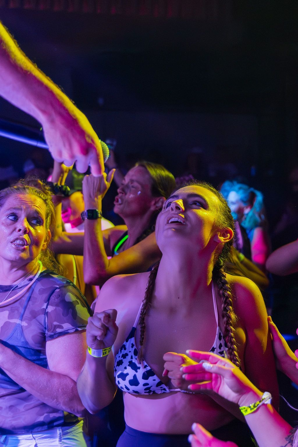 MIXMODE live at Warehouse on Broadway — Kansas City, MO — Jul 17, 2025 MIXMODE (DJ Jordan Miller & Kristian Cruz) performing country EDM hybrid duo set at Warehouse on Broadway in Kansas City, MO on Jul 17, 2025. Boots N' Beats 2025 Tour.