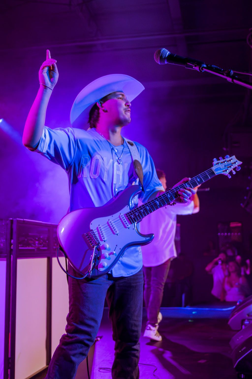 MIXMODE live at Warehouse on Broadway — Kansas City, MO — Jul 17, 2025 MIXMODE (DJ Jordan Miller & Kristian Cruz) performing country EDM hybrid duo set at Warehouse on Broadway in Kansas City, MO on Jul 17, 2025. Boots N' Beats 2025 Tour.