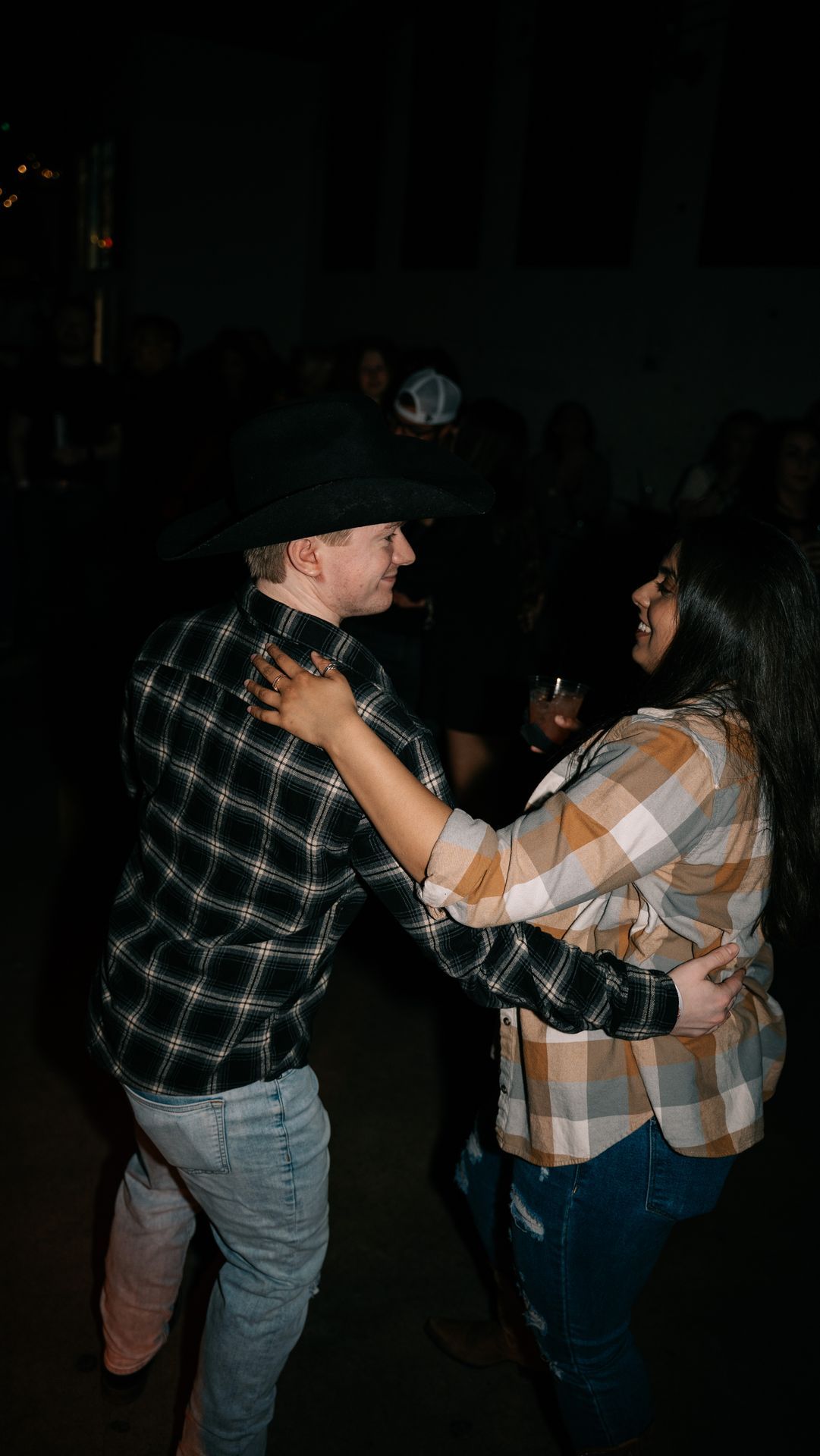 MIXMODE live at Beer City Music Hall — Oklahoma City, OK — Mar 14, 2025 MIXMODE (DJ Jordan Miller & Kristian Cruz) performing country EDM hybrid duo set at Beer City Music Hall in Oklahoma City, OK on Mar 14, 2025. Boots N' Beats 2025 Tour.