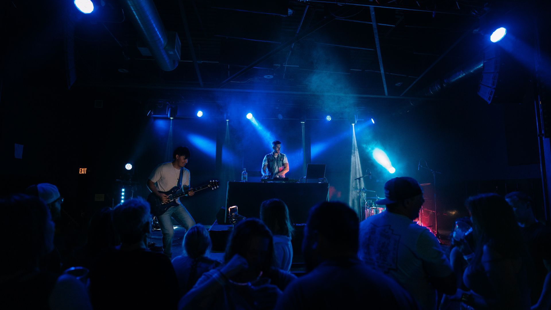 MIXMODE live at Beer City Music Hall — Oklahoma City, OK — Mar 14, 2025 MIXMODE (DJ Jordan Miller & Kristian Cruz) performing country EDM hybrid duo set at Beer City Music Hall in Oklahoma City, OK on Mar 14, 2025. Boots N' Beats 2025 Tour.