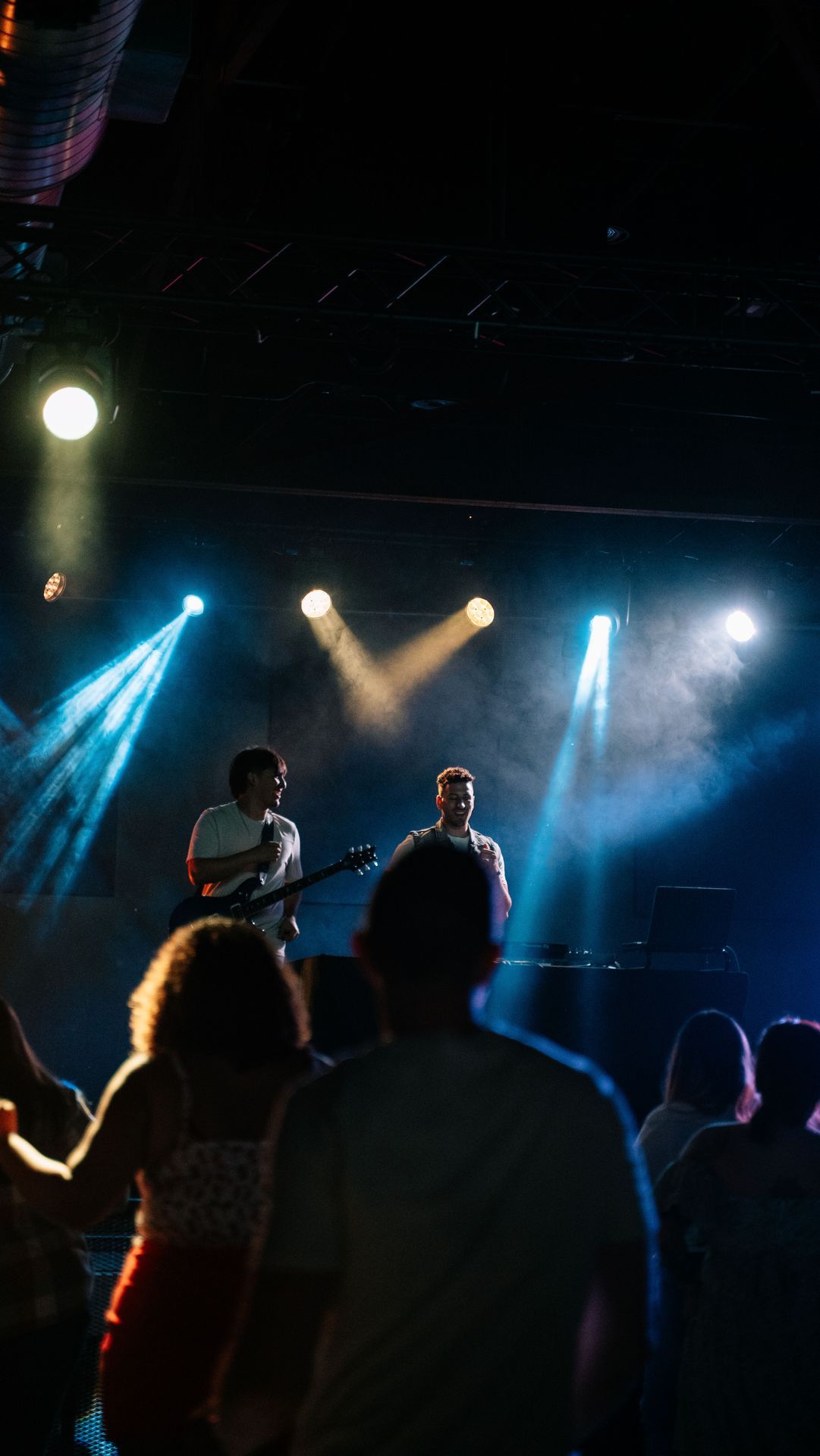 MIXMODE live at Beer City Music Hall — Oklahoma City, OK — Mar 14, 2025 MIXMODE (DJ Jordan Miller & Kristian Cruz) performing country EDM hybrid duo set at Beer City Music Hall in Oklahoma City, OK on Mar 14, 2025. Boots N' Beats 2025 Tour.