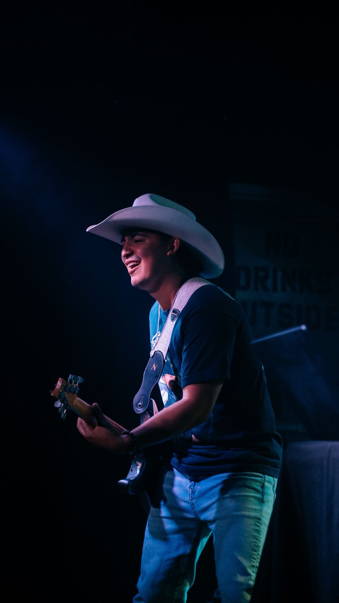 MIXMODE live at Last Exit Live — Phoenix, AZ — Apr 26, 2025 MIXMODE (DJ Jordan Miller & Kristian Cruz) performing country EDM hybrid duo set at Last Exit Live in Phoenix, AZ on Apr 26, 2025. Boots N' Beats 2025 Tour.