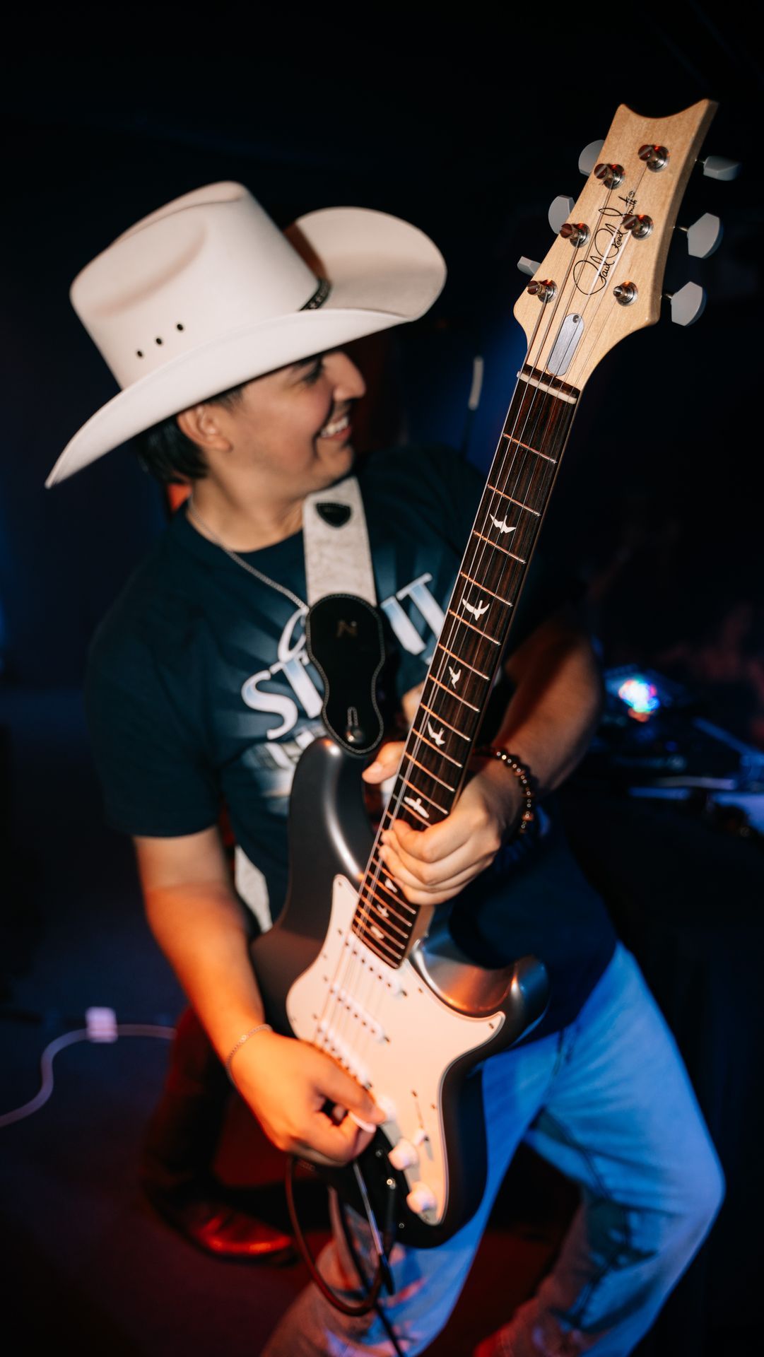 MIXMODE live at Last Exit Live — Phoenix, AZ — Apr 26, 2025 MIXMODE (DJ Jordan Miller & Kristian Cruz) performing country EDM hybrid duo set at Last Exit Live in Phoenix, AZ on Apr 26, 2025. Boots N' Beats 2025 Tour.