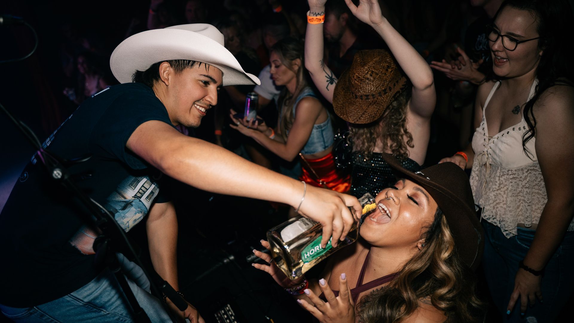 Jordan Miller live at Last Exit Live, Phoenix, AZ - photo 2 MIXMODE (DJ Jordan Miller & Kristian Cruz) performing country EDM hybrid duo set at Last Exit Live in Phoenix, AZ on Apr 26, 2025. Boots N' Beats 2025 Tour.