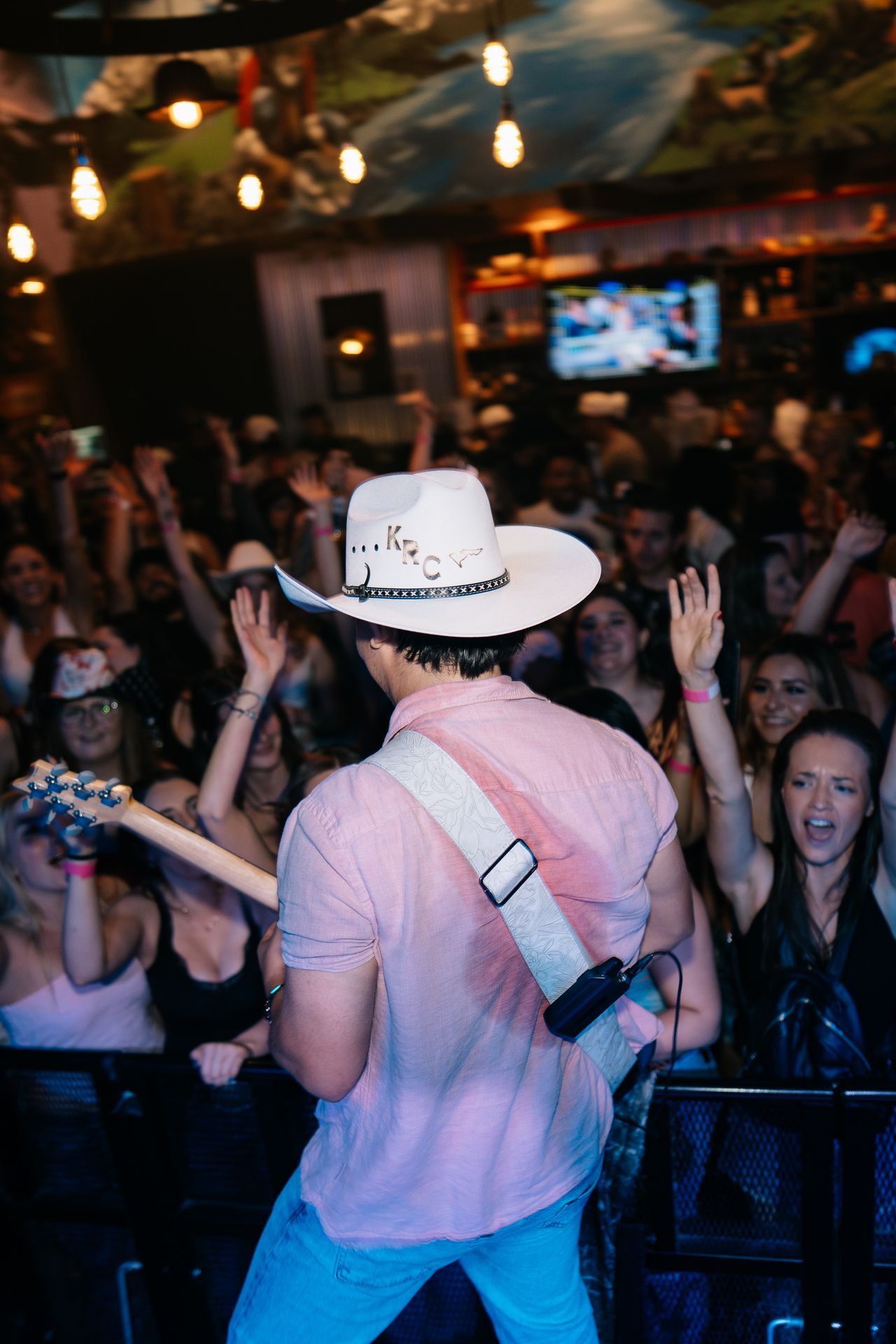 MIXMODE live at Goldfield Trading Post — Roseville, CA — May 02, 2025 MIXMODE (DJ Jordan Miller & Kristian Cruz) performing country EDM hybrid duo set at Goldfield Trading Post in Roseville, CA on May 02, 2025. Boots N' Beats 2025 Tour.