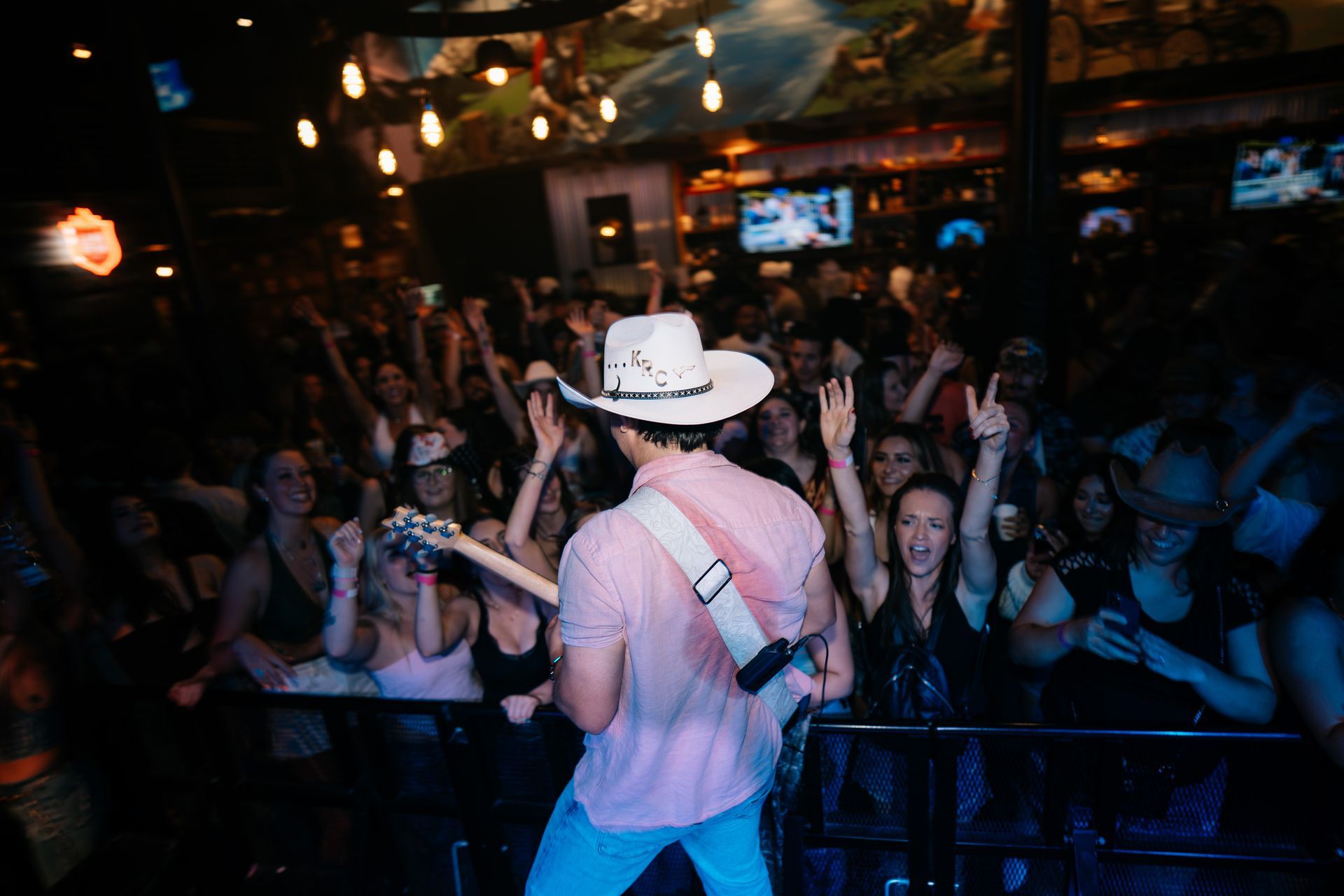 MIXMODE live at Goldfield Trading Post — Roseville, CA — May 02, 2025 MIXMODE (DJ Jordan Miller & Kristian Cruz) performing country EDM hybrid duo set at Goldfield Trading Post in Roseville, CA on May 02, 2025. Boots N' Beats 2025 Tour.