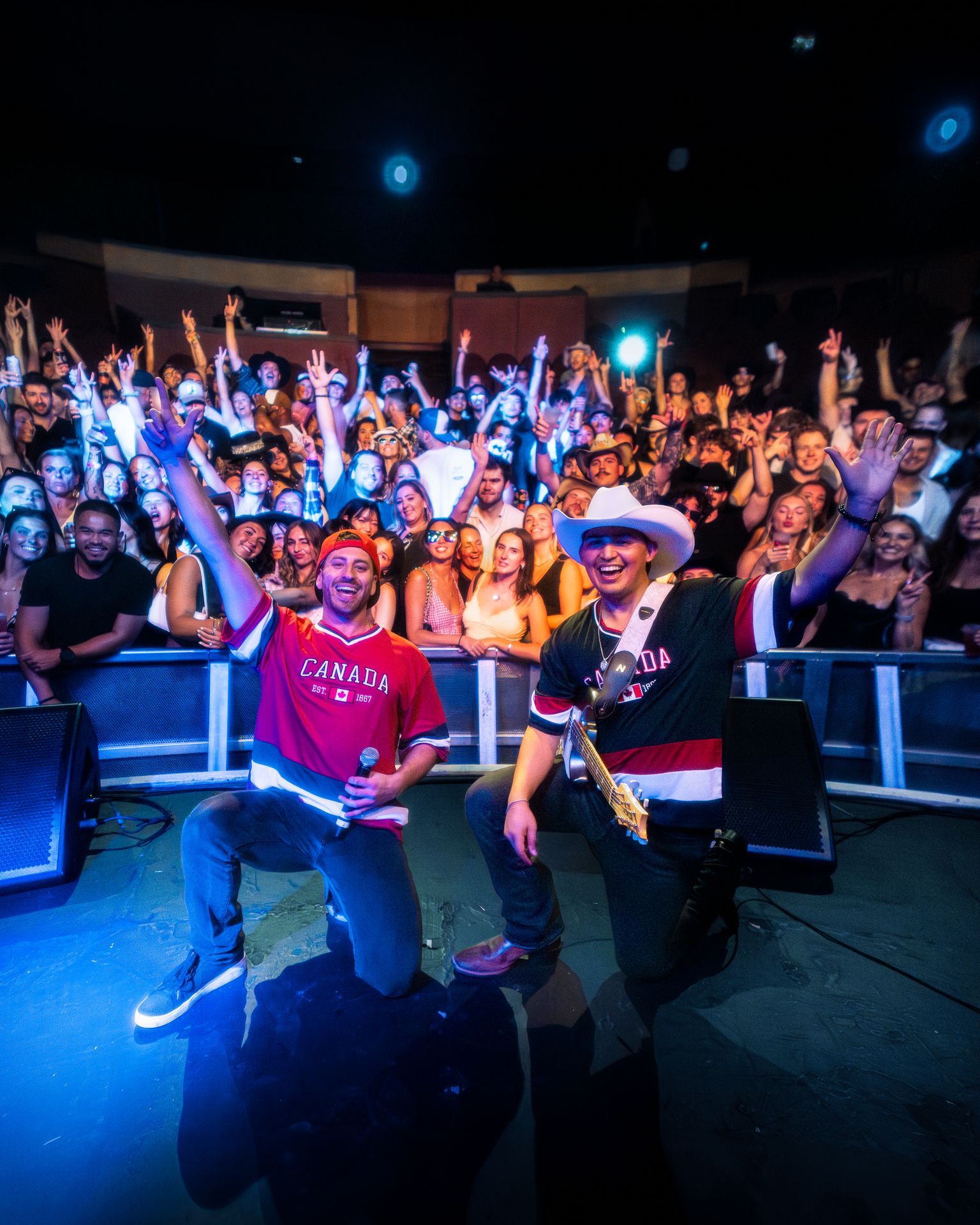 MIXMODE live at Vogue Theatre — Vancouver, BC — Aug 23, 2025 MIXMODE (DJ Jordan Miller & Kristian Cruz) performing country EDM hybrid duo set at Vogue Theatre in Vancouver, BC on Aug 23, 2025. Boots N' Beats 2025 Tour.